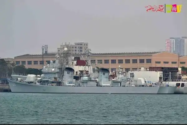 变形记!实拍052b深圳舰大改造(图)