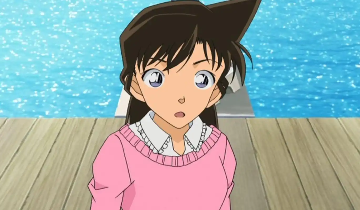 别忘了帝丹三傻里面,可是还有一个灰原哀的对手哦,没错,就是吉田步美