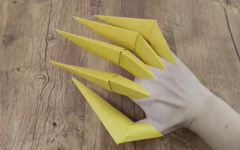 让我们把纸变成玩具吧 一起用纸轻松折出好玩的爪子 - 爪子折纸教学