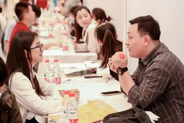 聚青年人才创美好未来湖州未来大会在南太湖龙之梦开幕