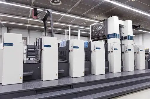 德国包装集团rlc公司引进曼罗兰roland 16单元超长印刷机