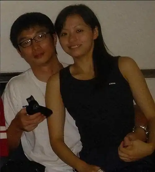 恋爱脑张靓颖被骗财骗色15年最后支付了男方6个亿的分手费