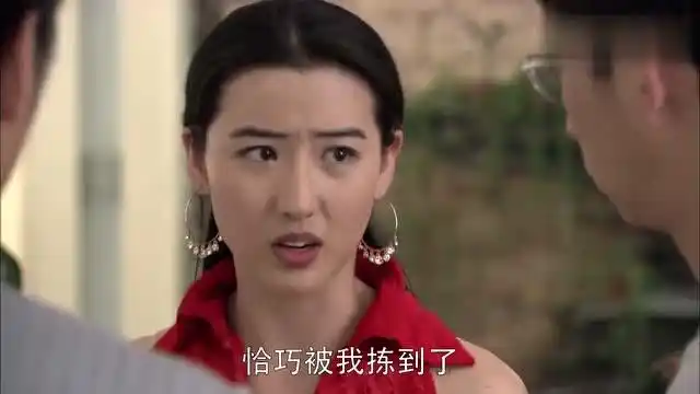 红蝎子:柳媛桑青吃饭被抓!男友瞬间醋坛子打翻!实在太尴尬!