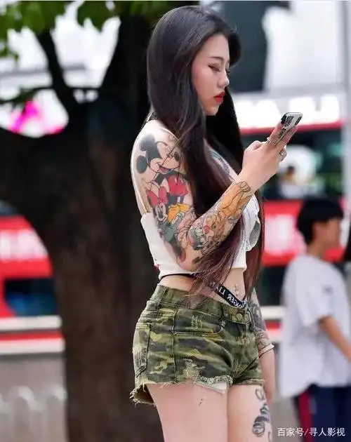 "纹身"的女孩们:你所追求的"时尚",早晚有一天会让你痛哭
