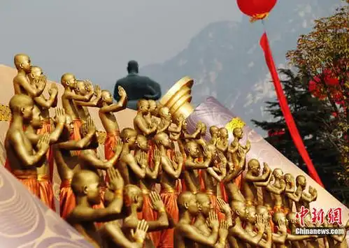 传说中的"少林铜人阵"亮相 [组图]_海口网