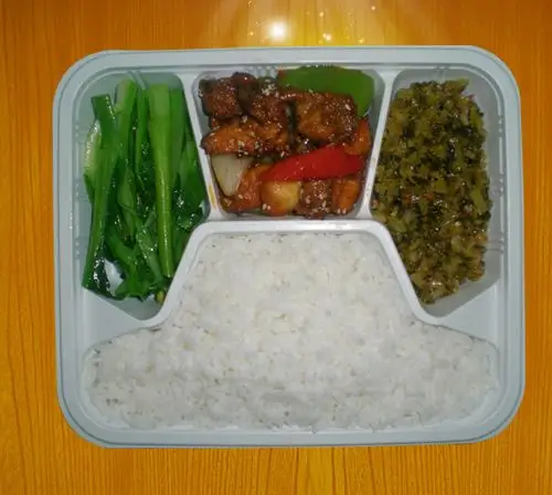 套餐盒饭