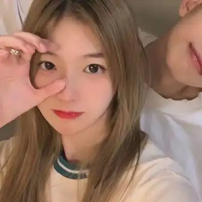 2022情侣头像图片双人甜美一对 适合永久cp情侣头像一左一右_情侣头像