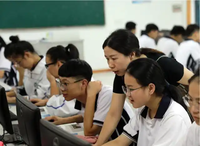 大专生也有不同,"三年制"和"五年制"区别大,报考前要知悉