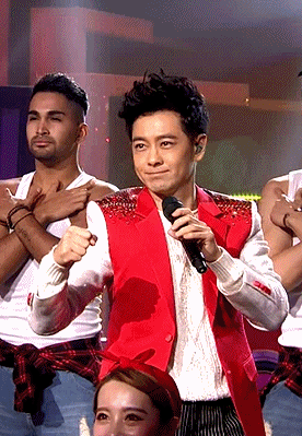 林志颖唱歌握拳gif动图_动态图_表情包下载_soogif