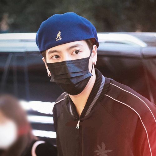 王嘉尔同款 kangol 504 cap 袋鼠刺绣logo纯羊毛情侣贝雷帽男女潮