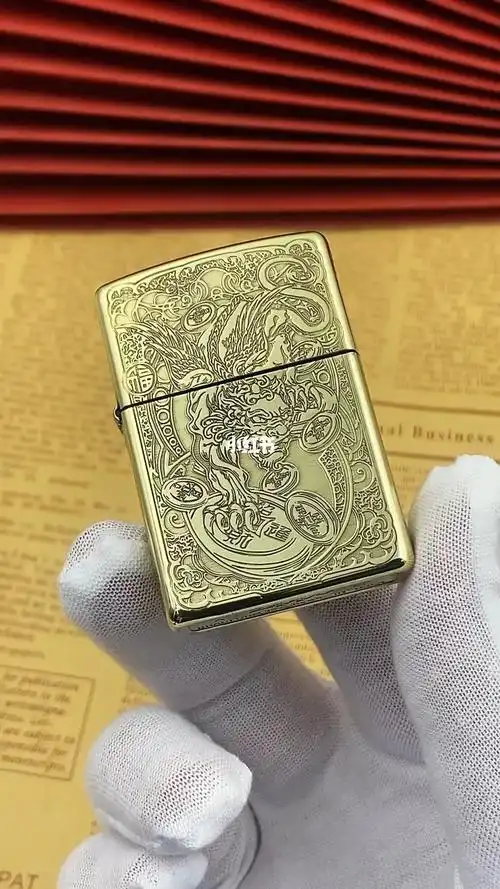 zippo打火机  zippo205铜外壳 推镀漏铜可以激光雕刻 适合把玩氧化