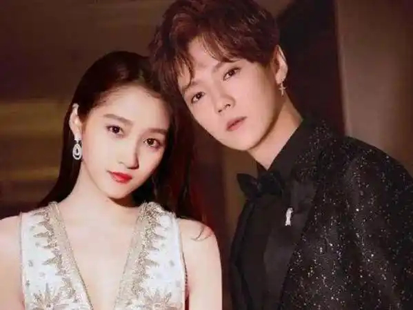 关晓彤鹿晗:风雨过后,感情更加坚定甜蜜如初