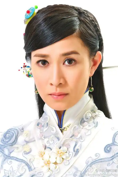 佘诗曼:演了那么多的别人,其实更想要做自己