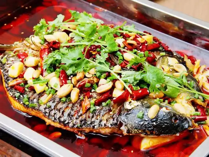 烧烤教学:碳锅麻辣烤鱼的制作