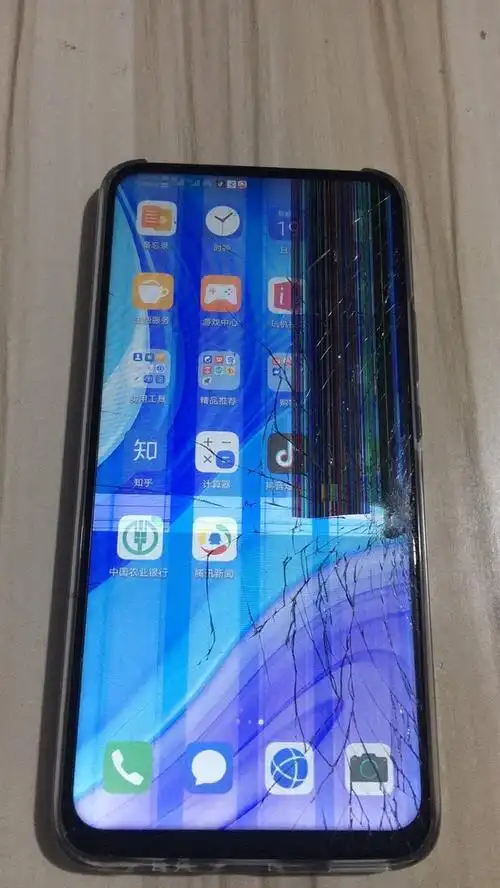 华为畅享10plus一摔就碎的能力