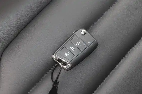 大众高尔夫遥控器钥匙的匹配方法