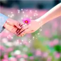 手绘情侣牵手头像点击鼠标右键下载