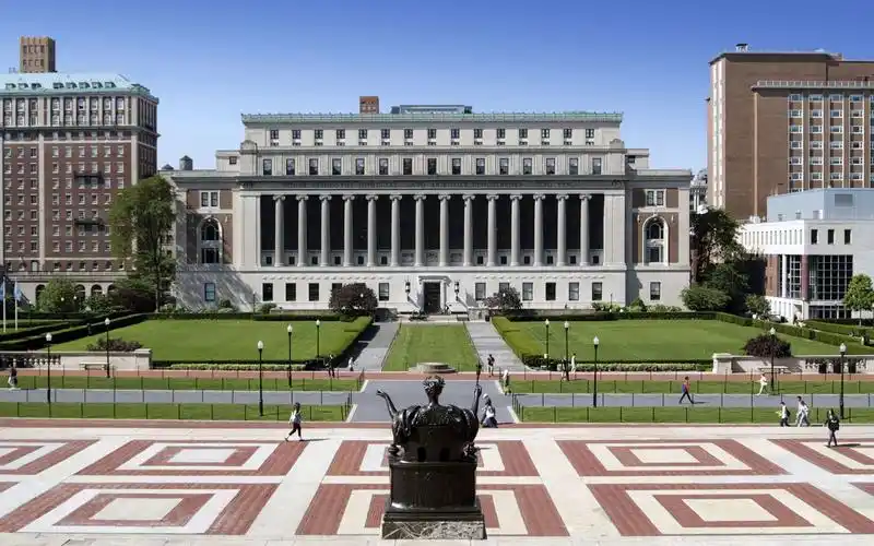宇宙中心的常春藤大学:哥伦比亚大学