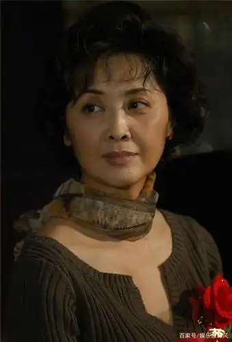 "女儿国国王"朱琳:多年来和"唐僧"绯闻不断,今68岁和丈夫丁克