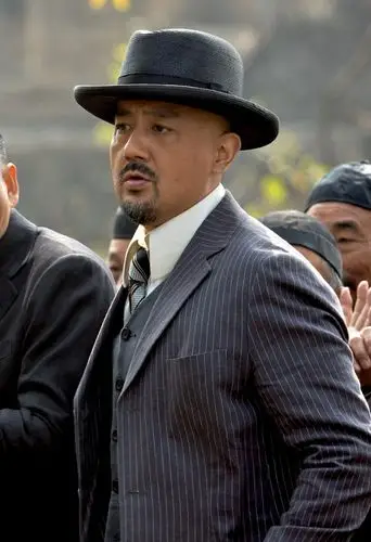 高清图:《让子弹飞》剧照 周润发"小马哥"再度归来