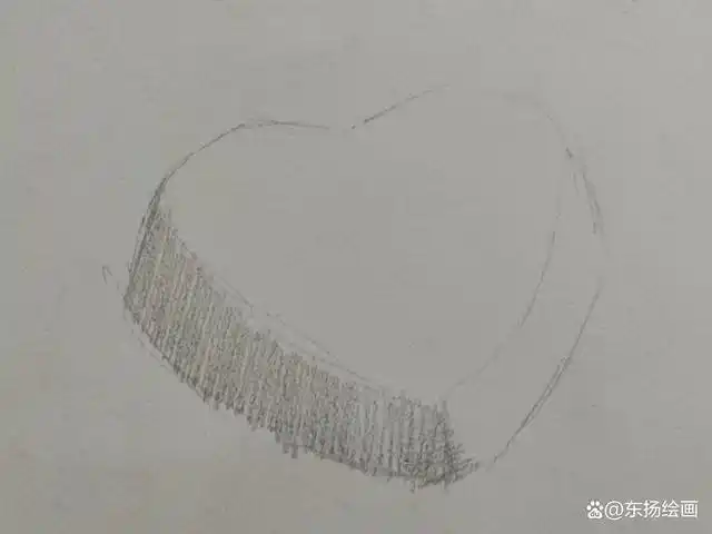 情人节礼物用手绘去传达更用心,素描一个爱心巧克力