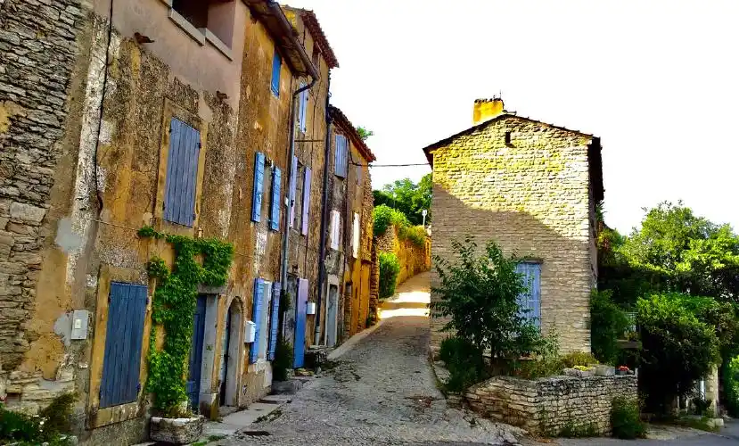 法国普罗旺斯的乡村古村落戈尔德村又称为石头村是一个位于山顶的古