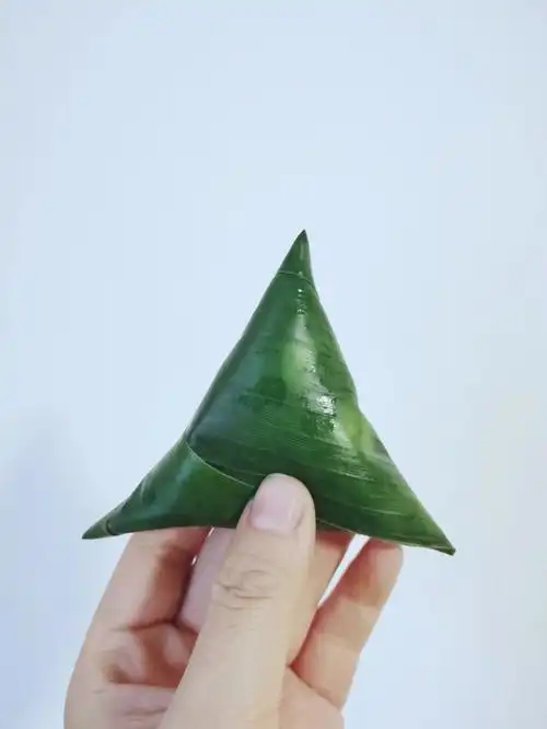 第一次包粽子真好玩