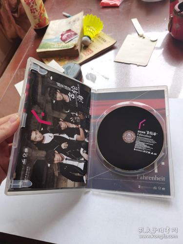 越来越爱飞轮海 一张碟 一本书 一个日历