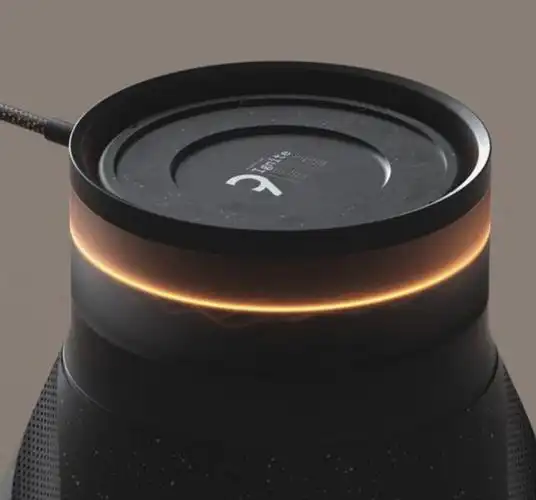 随着apple呼吸灯的设计越发受到人们好评,越来越多的科技产品中融入了