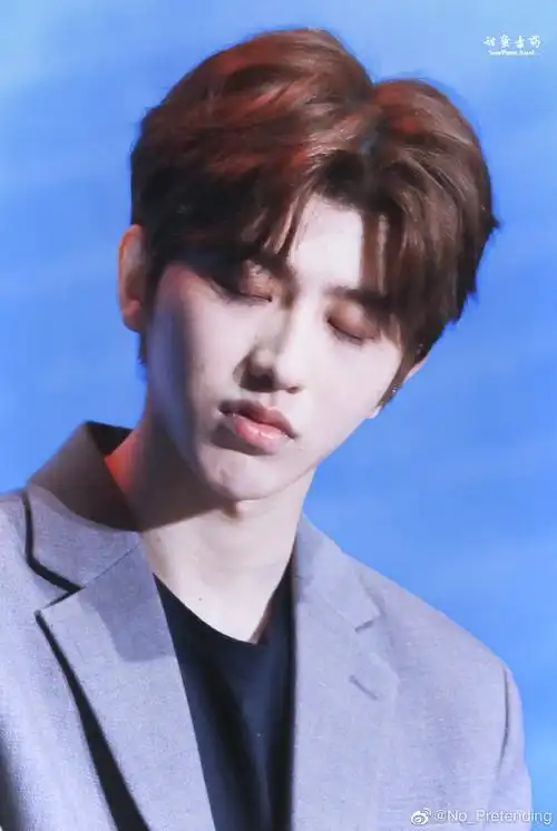 蔡徐坤2021个人巡回演唱会##蔡徐坤新歌迷互动mv