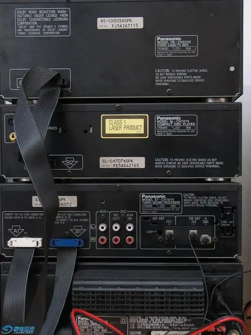 日产松下 ch505x 组合音响 独立四分体结构 音箱是三分频书架箱