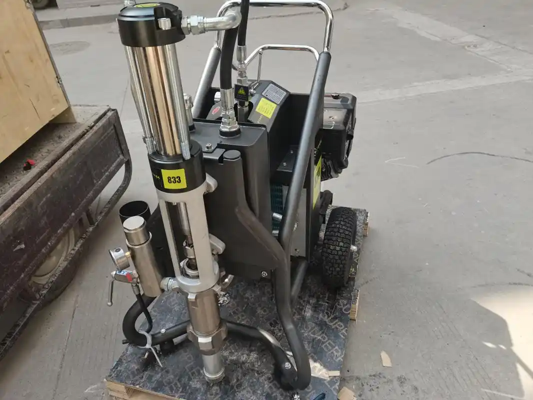 山东济宁 刮腻子全自动高压无气腻子喷涂机大型腻子粉喷涂机