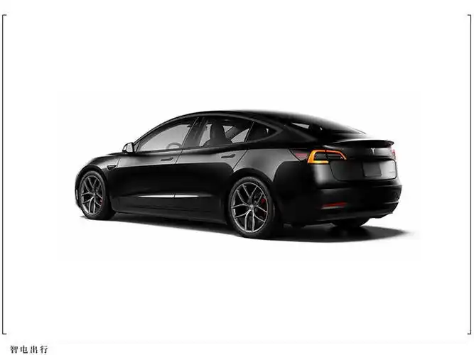 特斯拉model3个性改装加装夸张尾翼和伪排气系统模拟内燃机2