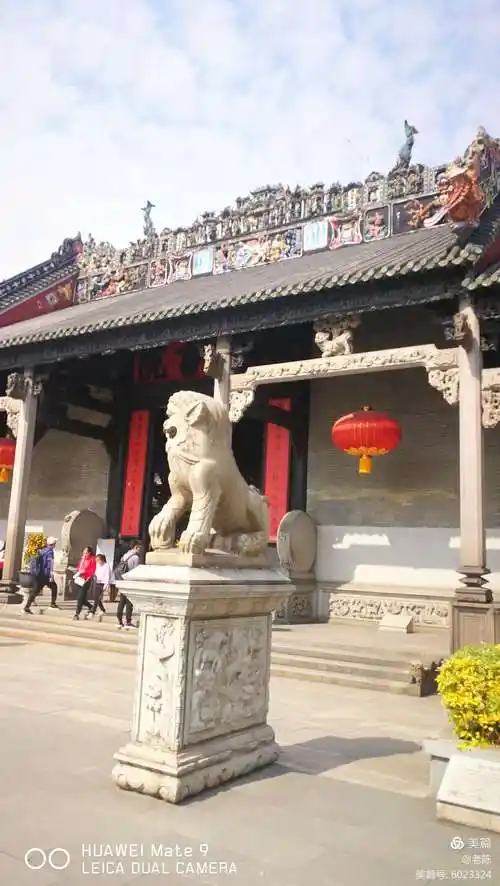 又名陈氏书院,是目前广东保存完好,规模最大,建筑华丽的宗亲祠堂,今年
