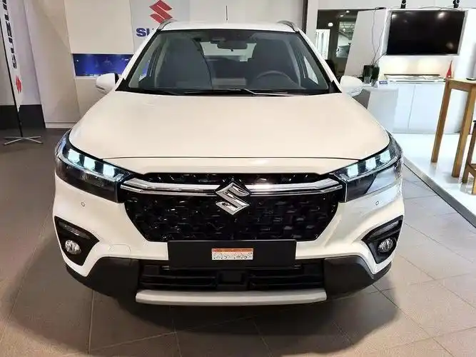 似乎要在今年推出越来越多的全新车型,除了已经亮相的新款铃木奥拓