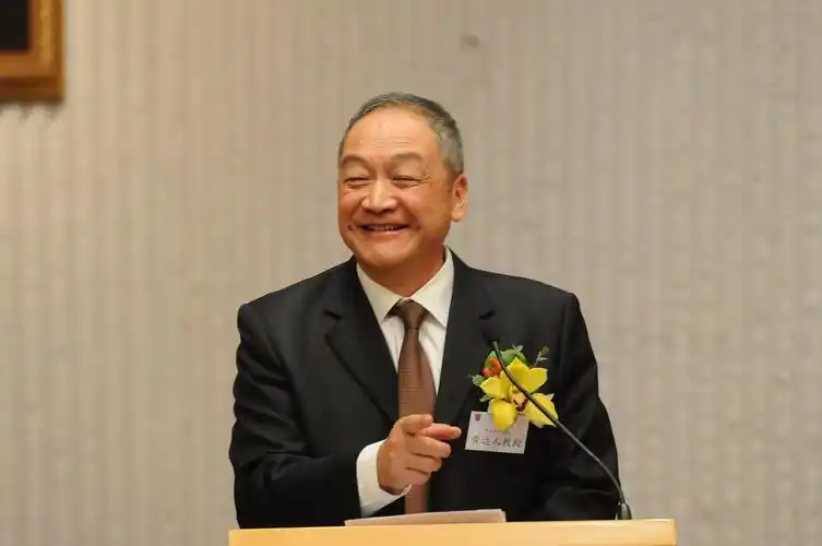 中山大学校长黄达人教授致辞