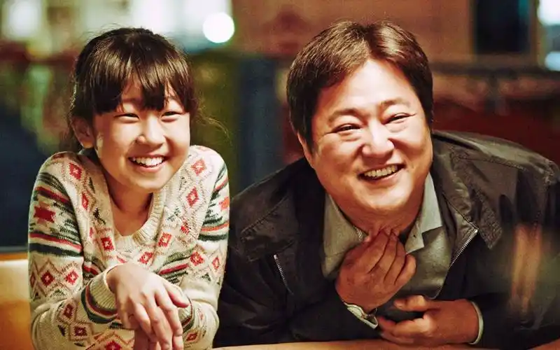 5分钟带你看完韩国恐怖电影哭声