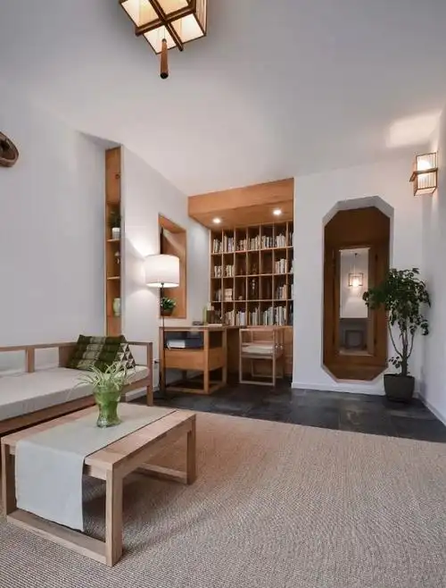 中国人造园子,并不执著于"实际的大小",在乎的是"看上去大或是小".