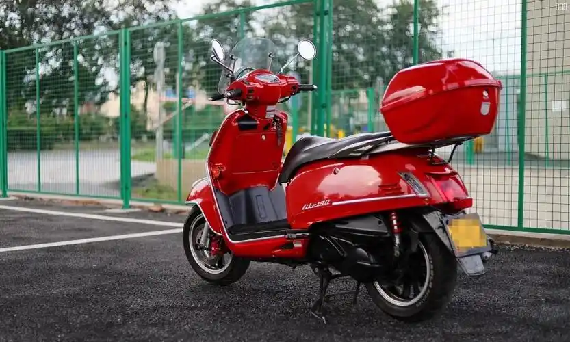 光阳like180 红色 复古踏板 摩托车 多处改装 成色极新 特价出售