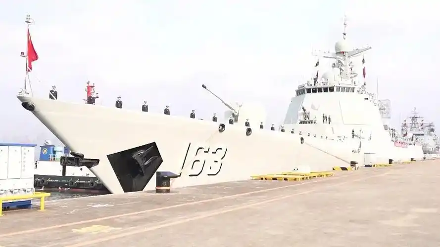 公开报道显示,中国海军第46批护航编队21日从广东湛江某军港解缆起航