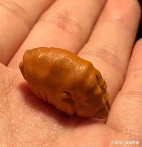 就是这样的橄榄核雕最让人心动