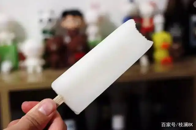 小时候的我,2分钱敢干4分钱的事,如今的我,4分钱不敢做2分钱的事. 童