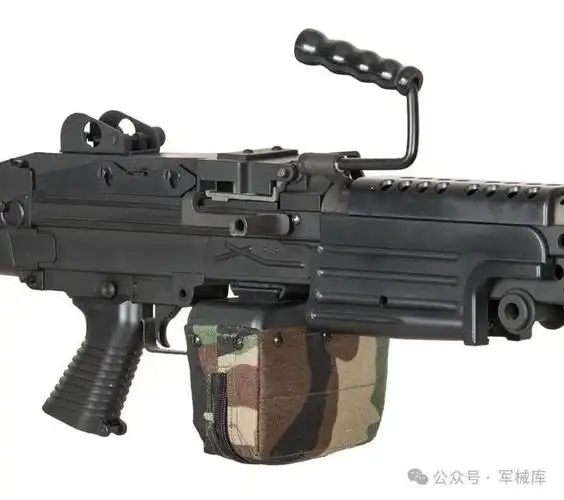 人见人爱的大菠萝m249机枪专治火力不足恐惧症