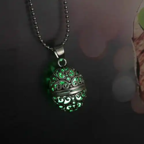 欧美宫廷复古夜光吊坠 夜光项链 椭圆镂空夜光石吊坠 厂家批发