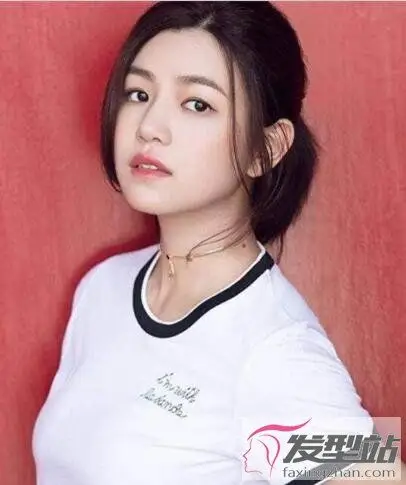 圆脸女生适合扎马尾吗 这样扎瘦脸又青春活泼