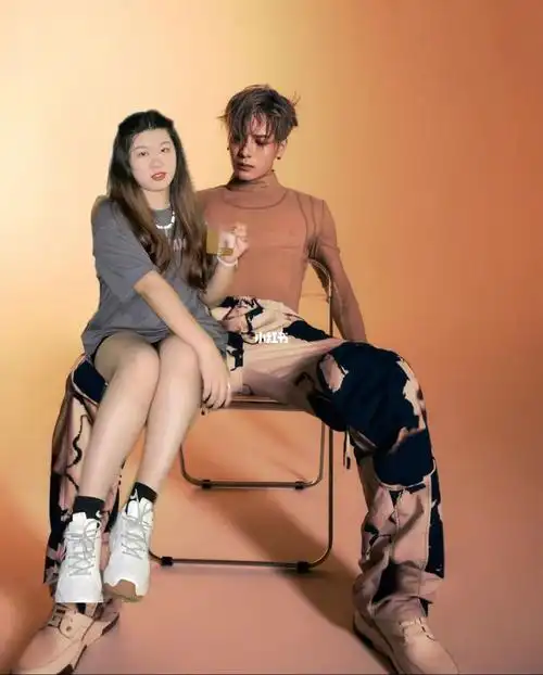 我摊牌了家人们王嘉尔圈外女友实锤