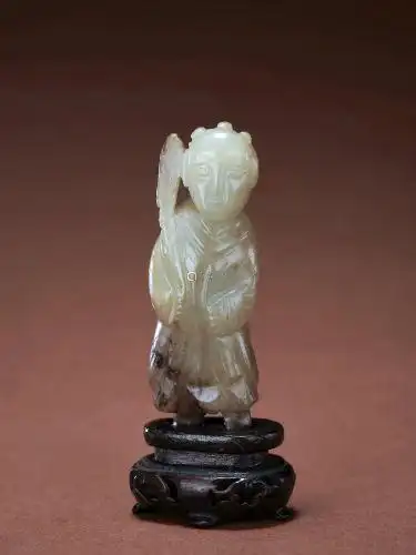 元代白玉戏鹅童子