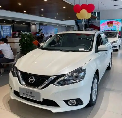 青日产轩逸经典豪华版白色落地101万贵不贵