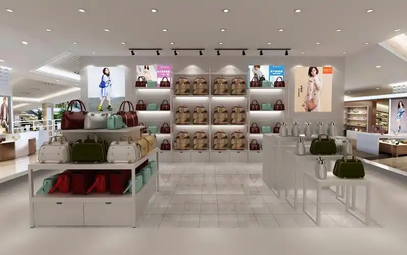 名创优品货架,简约与时尚并存