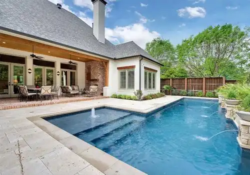 别墅游泳池设计布局